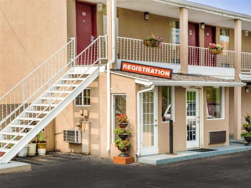 Econo Lodge Franklin Esterno foto