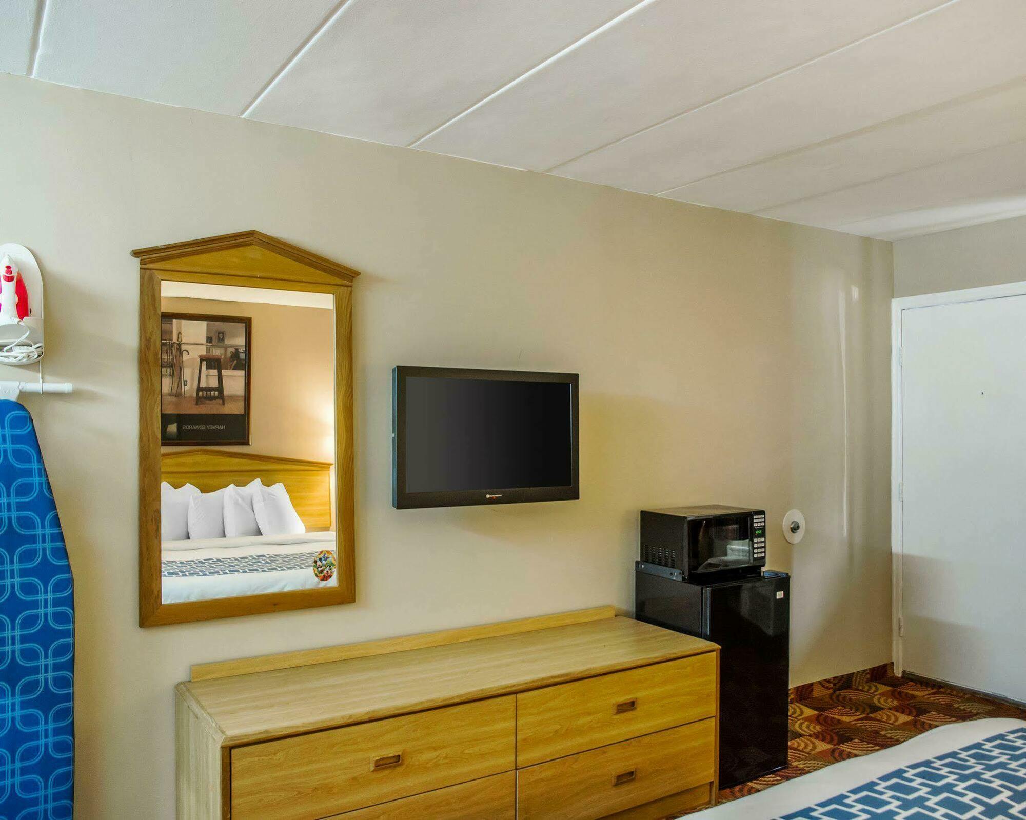 Econo Lodge Franklin Esterno foto