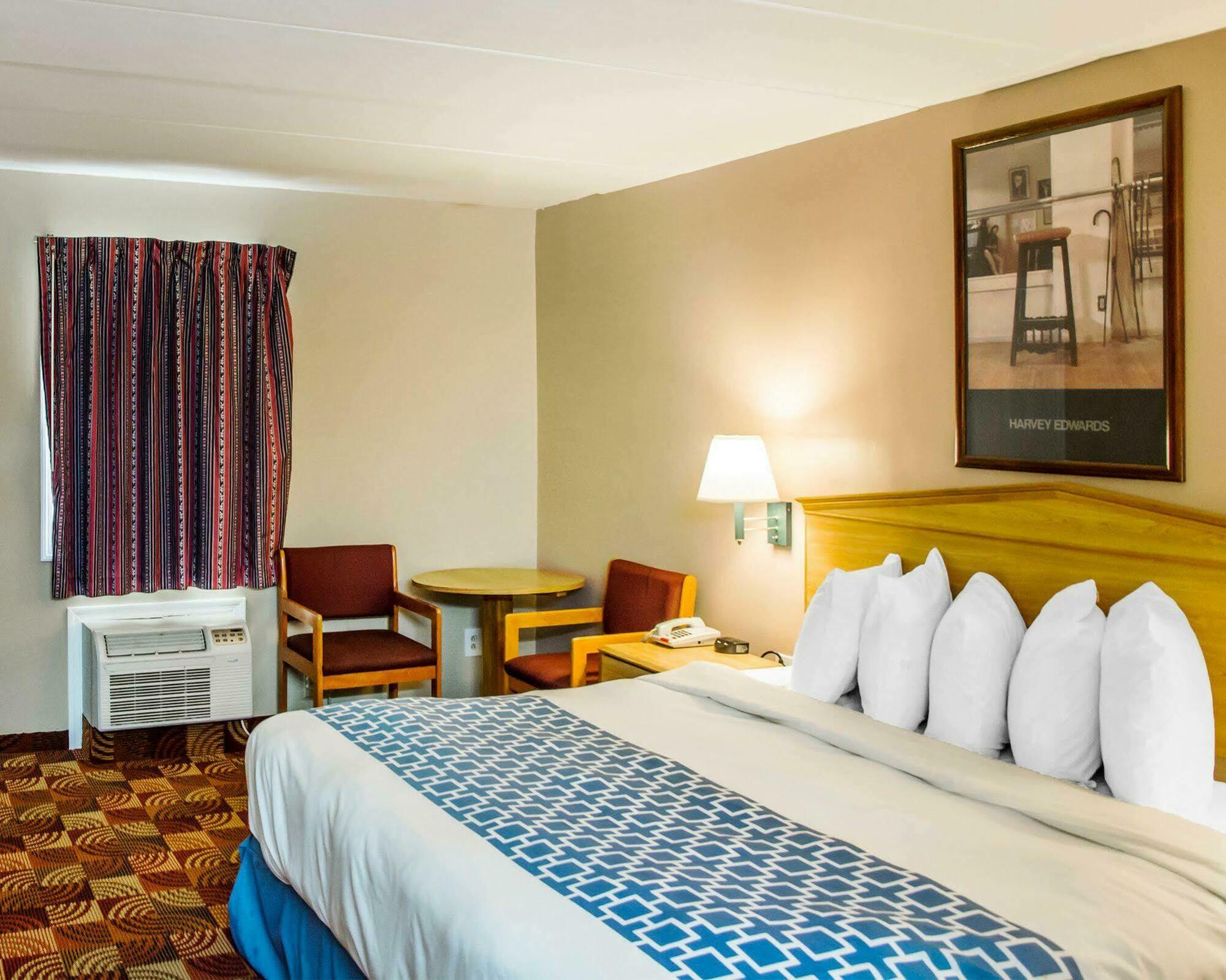 Econo Lodge Franklin Esterno foto